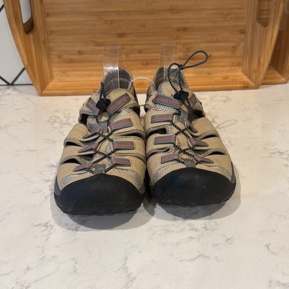New Balance Mens Appalachian Closed Toe Hiking Sandals Tan - Size 9